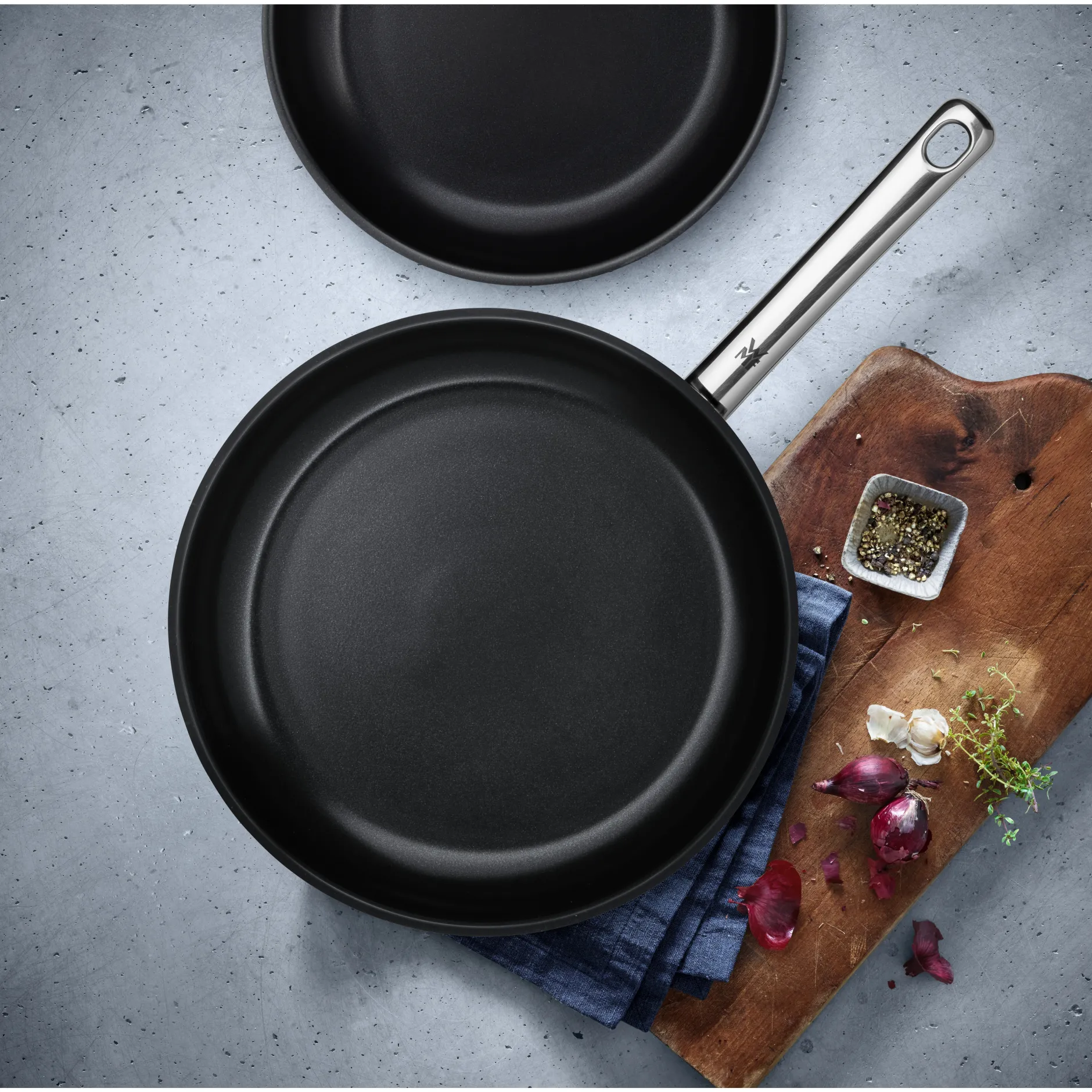 Devil Bratpfannen-Set, 2-teilig, 24 und 28 cm|WMF