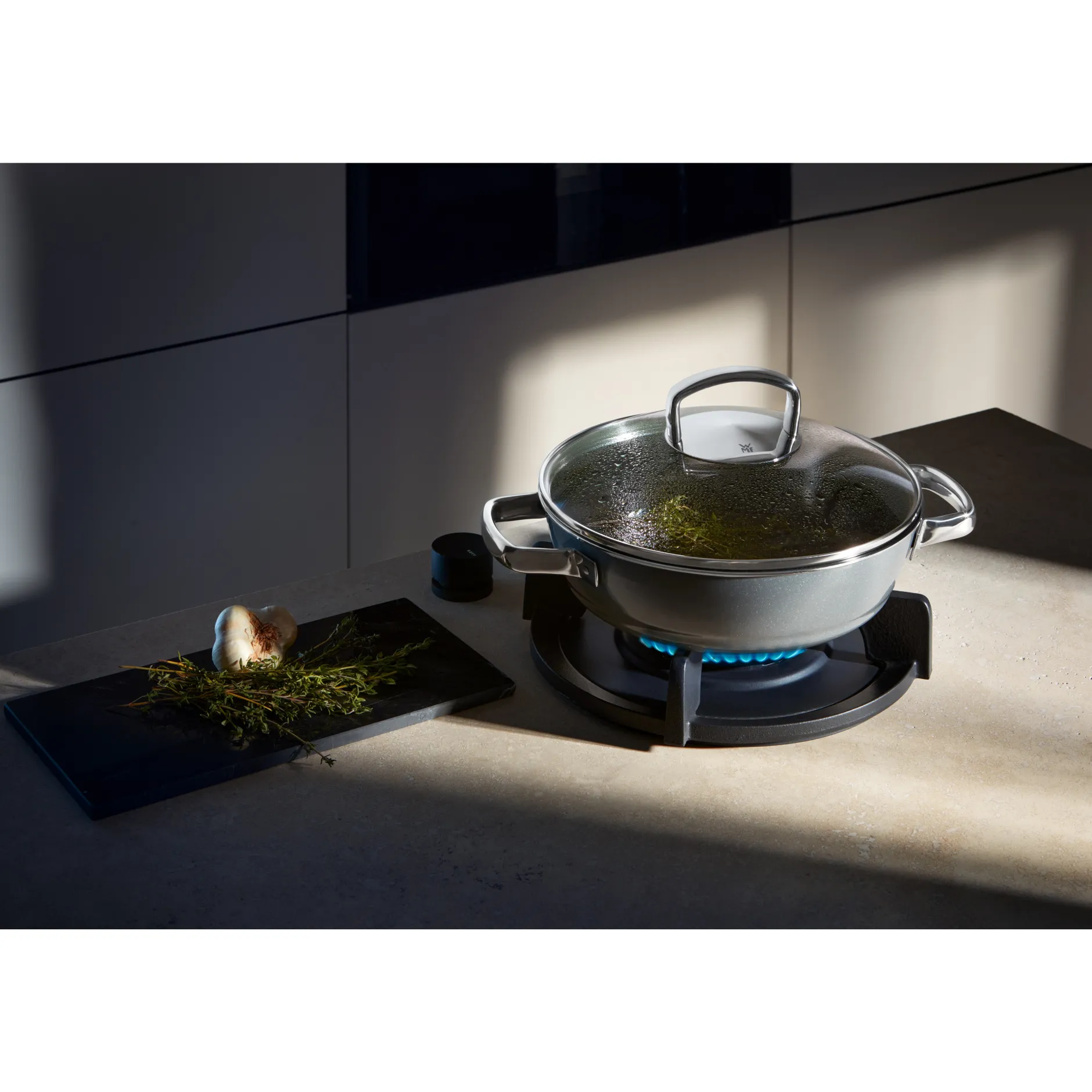 Fusiontec Mineral Schmorpfanne mit Glasdeckel, 28 cm, Platinum|WMF Discount