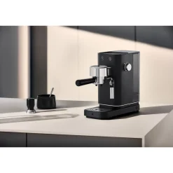 Lumero Espresso Siebträgermaschine, Deep Black|WMF Sale